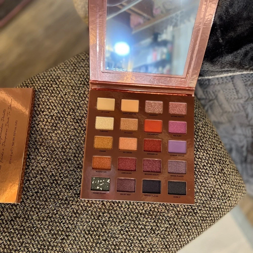 Palette by Iconic London​​​​